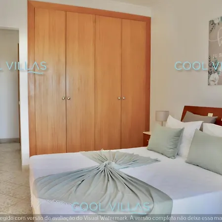 Orquidea Senses - 6 Pax - Sea View Βίλα Αλμπουφέιρα